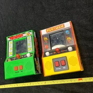 Pac-Man and Frogger Mini Arcade Games - Green and Yellow